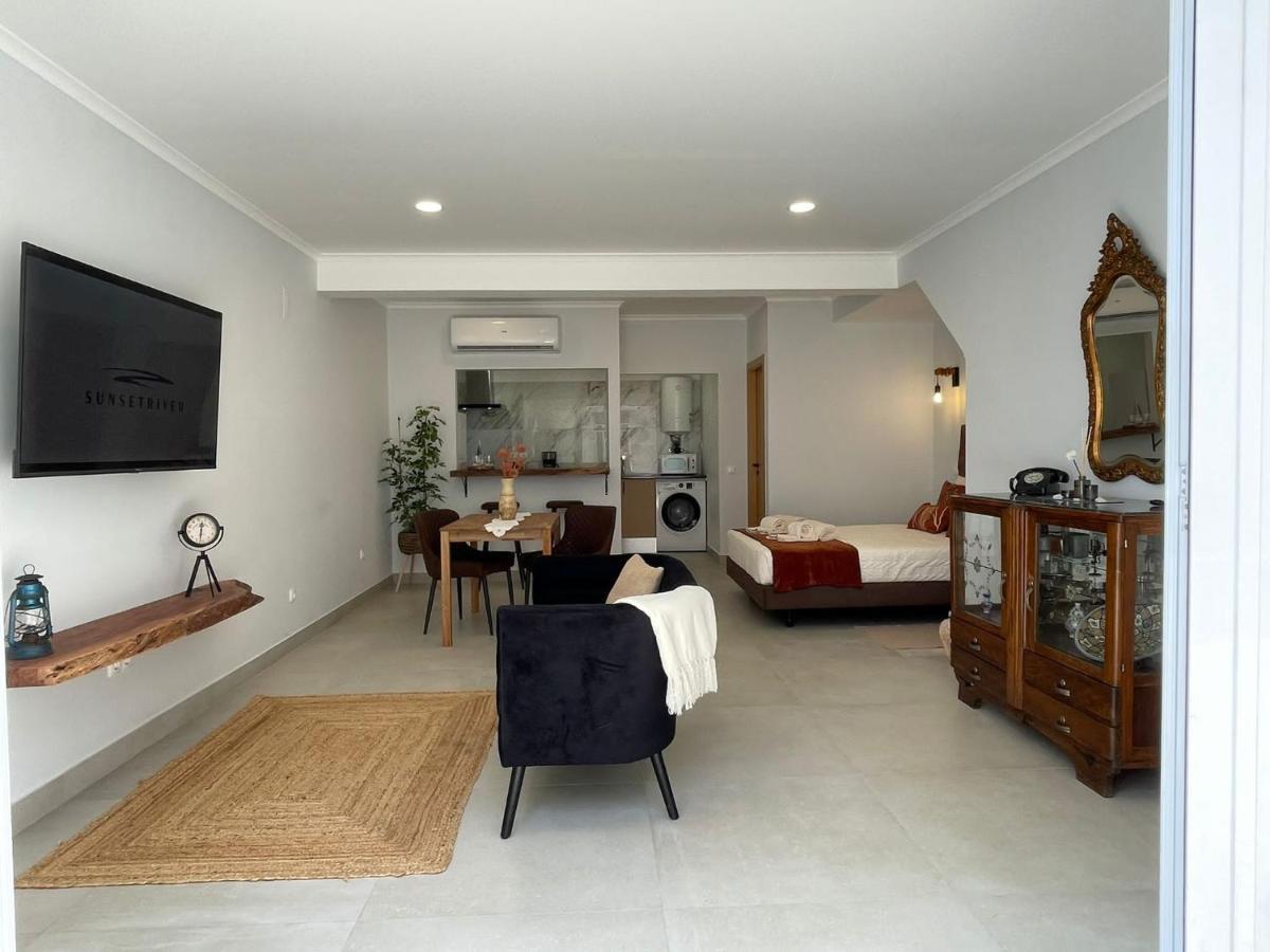 Sunsetriver Studio ปอร์ติเมา ภายนอก รูปภาพ